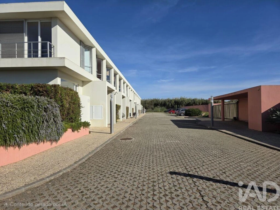 Moradia para Venda em A dos Cunhados e Maceira Foto 4