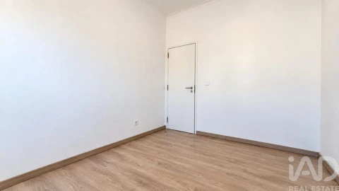 Apartamento T3 para Venda em Alto do Seixalinho, Santo André e Verderena
