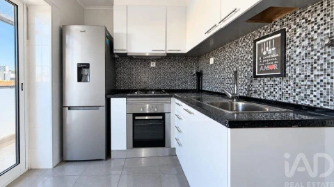 Apartamento T3 para Venda em Alto do Seixalinho, Santo André e Verderena