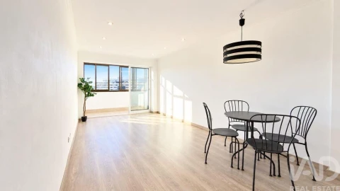 Apartamento T3 para Venda em Alto do Seixalinho, Santo André e Verderena