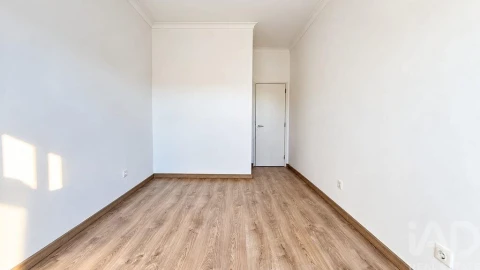 Apartamento T3 para Venda em Alto do Seixalinho, Santo André e Verderena