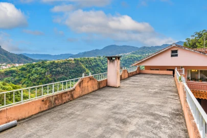 Moradia T3 para Venda em São Roque do Faial