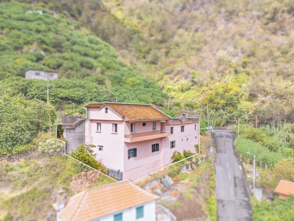 Moradia T3 para Venda em São Roque do Faial Foto 94