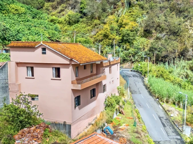 Moradia T3 para Venda em São Roque do Faial Foto 67