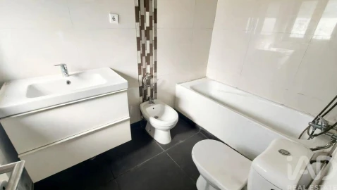 Apartamento T3 para Venda em Campos e Vila Meã