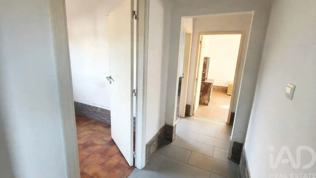 Apartamento T3 para Venda em Campos e Vila Meã Foto 17
