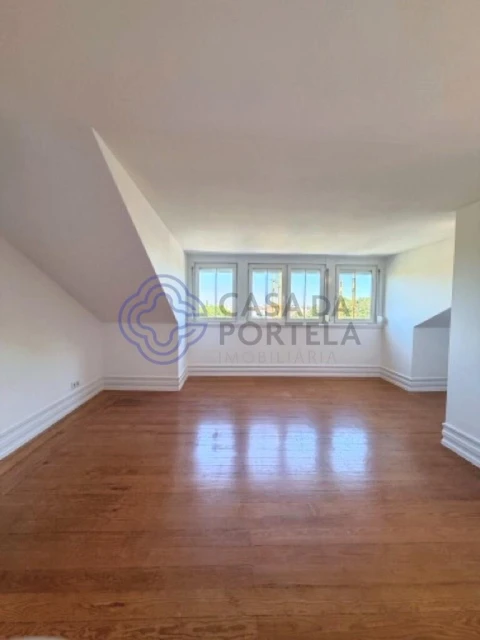 Apartamento T4 para Venda em Santo António