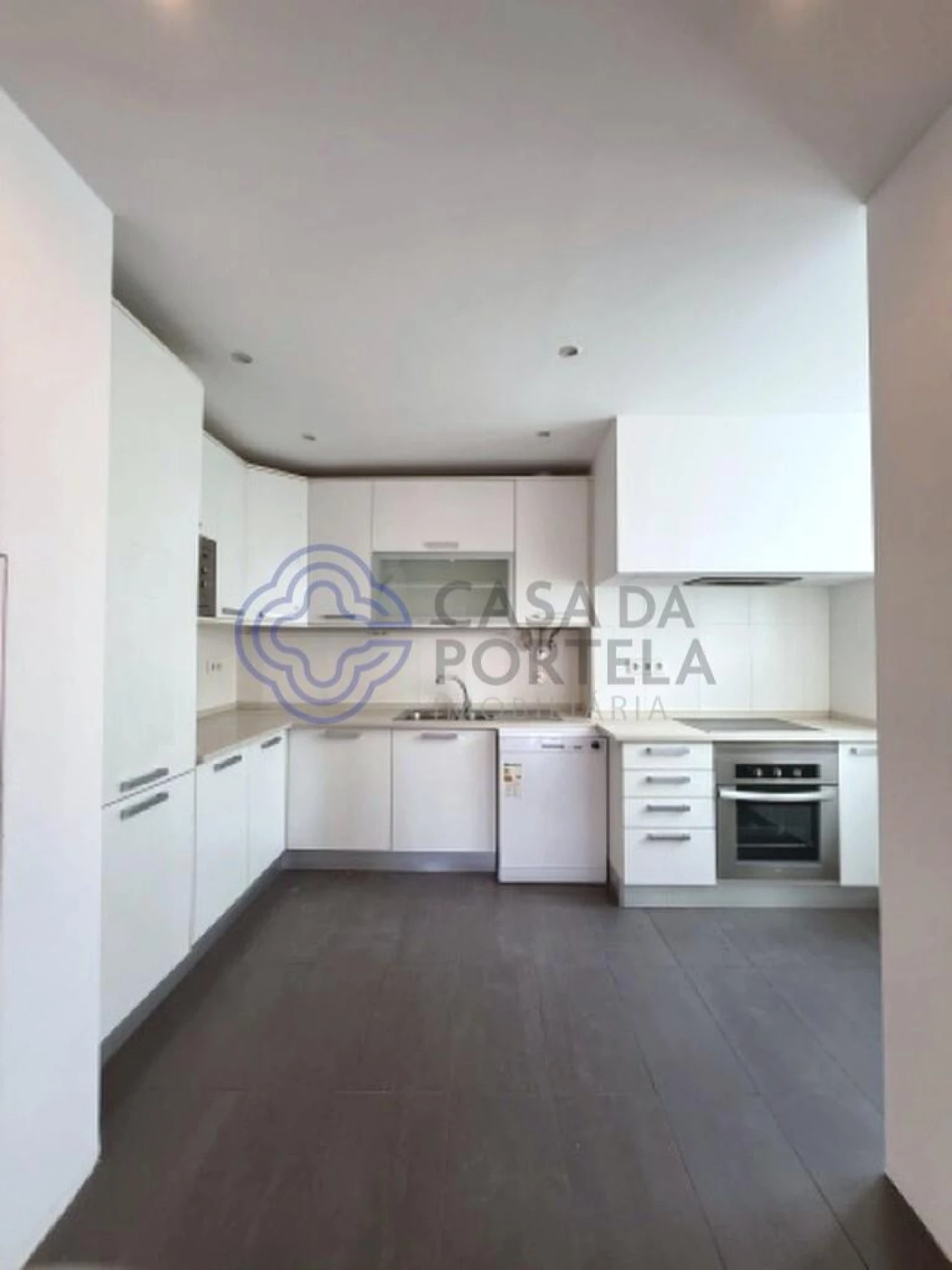 Apartamento T4 para Venda em Santo António Foto 7