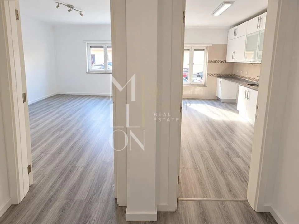 Apartamento T3 para Venda em Quinta do Conde Foto 8