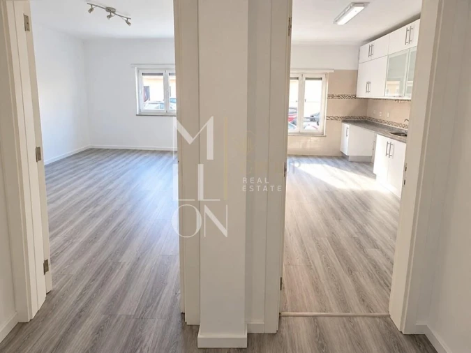 Apartamento T3 para Venda em Quinta do Conde Foto 8