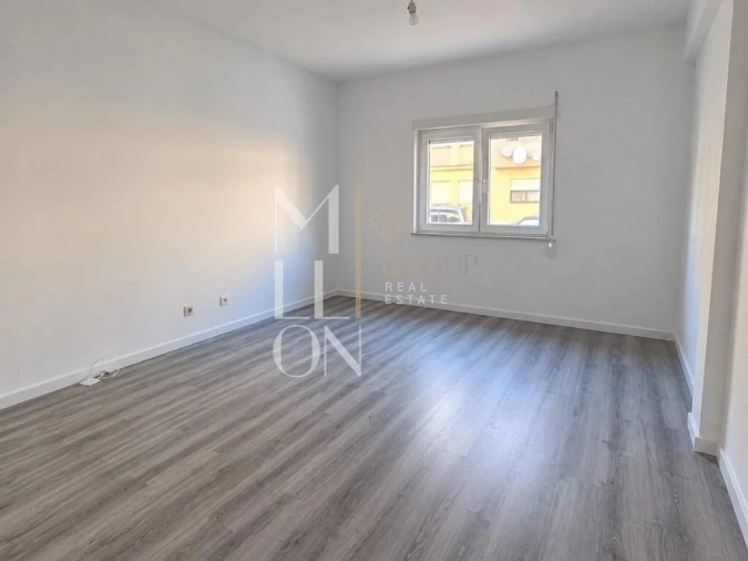 Apartamento T3 para Venda em Quinta do Conde Foto 19