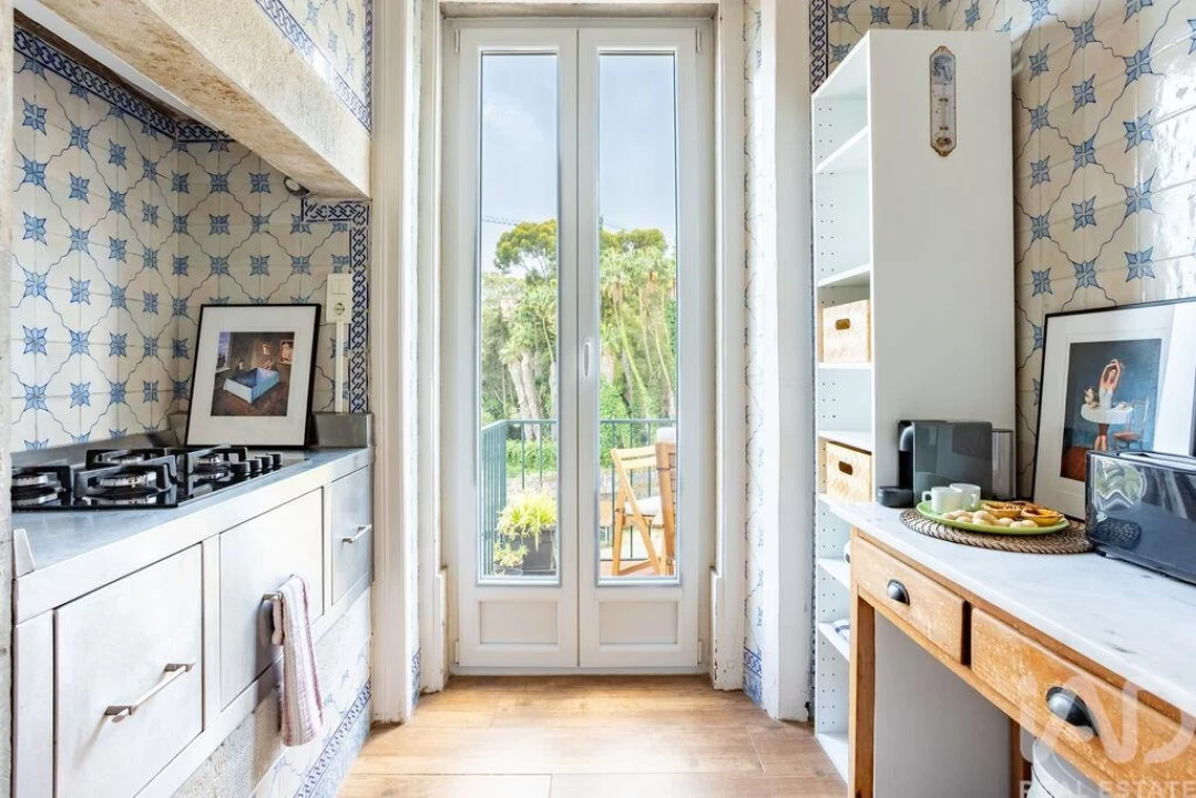 Apartamento T2 para Venda em Santo António Foto 13