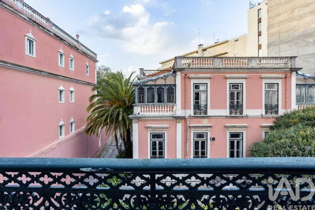 Apartamento T2 para Venda em Santo António Foto 19