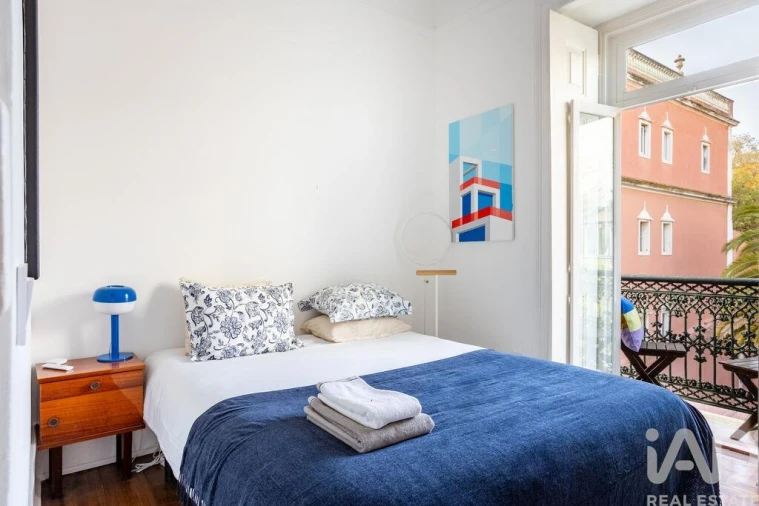 Apartamento T2 para Venda em Santo António Foto 4