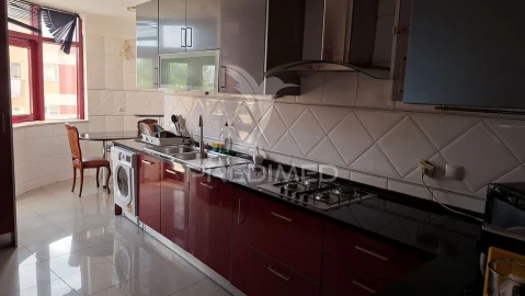 Apartamento T4 para Venda em Odivelas
