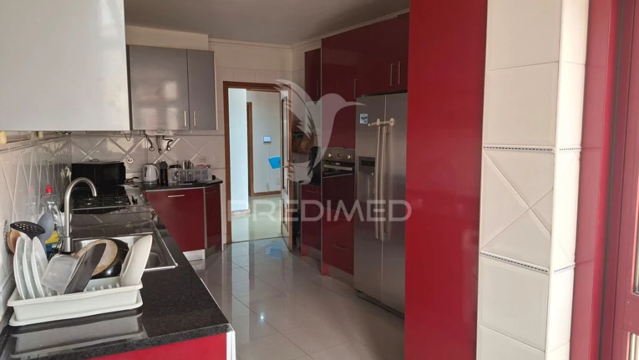 Apartamento T4 para Venda em Odivelas Foto 11
