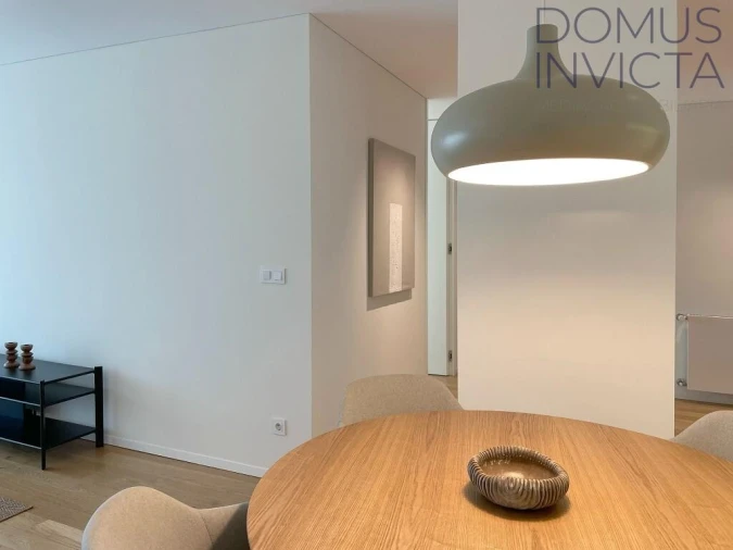 Apartamento T2 para Arrendamento em Bonfim Foto 3