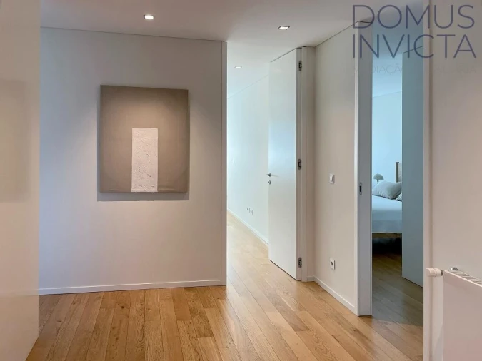 Apartamento T2 para Arrendamento em Bonfim Foto 11