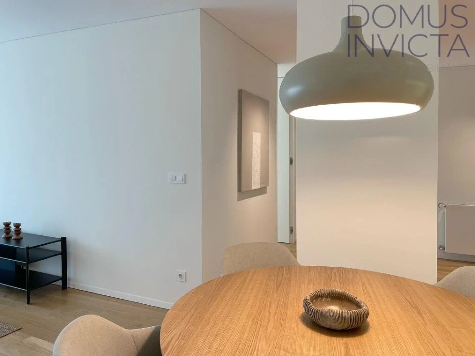 Apartamento T2 para Arrendamento em Bonfim Foto 3