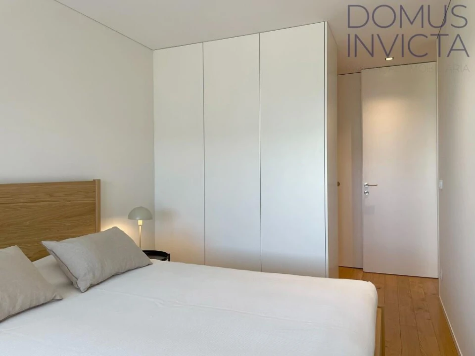 Apartamento T2 para Arrendamento em Bonfim Foto 9