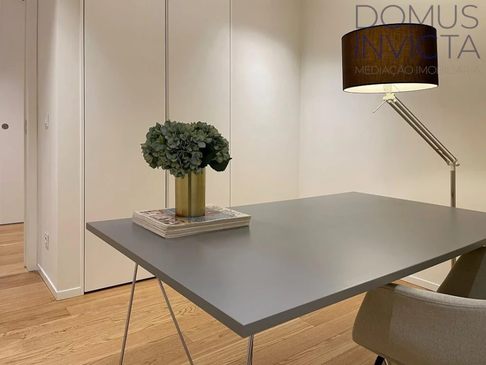 Apartamento T2 para Arrendamento em Bonfim Foto 4
