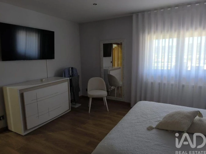 Moradia para Venda em Santa Maria Maior Foto 34