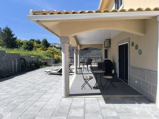Moradia para Venda em Santa Maria Maior Foto 4