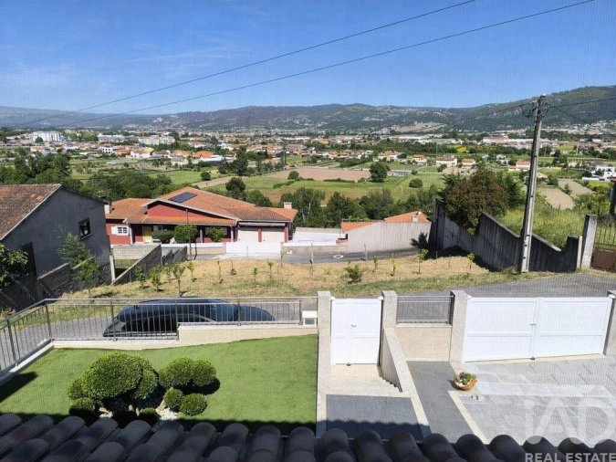 Moradia para Venda em Santa Maria Maior Foto 9