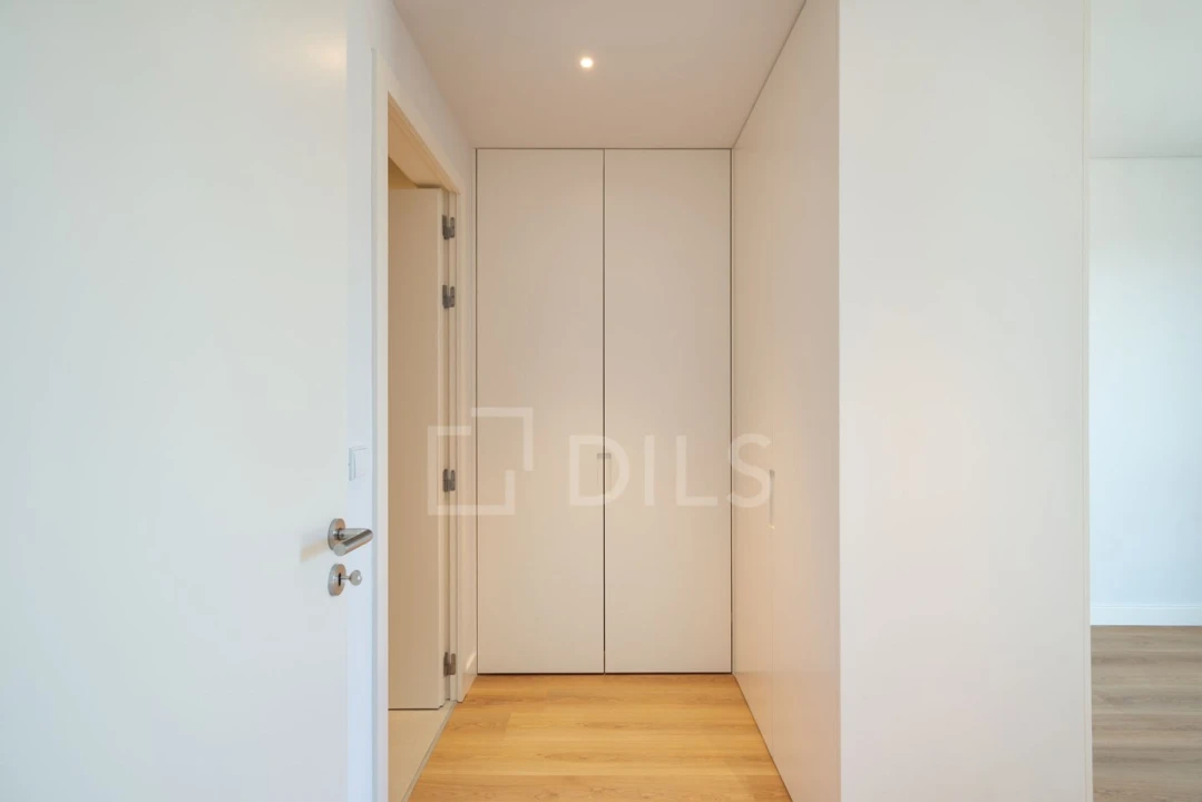 Apartamento T2 para Venda em Queluz e Belas Foto 6