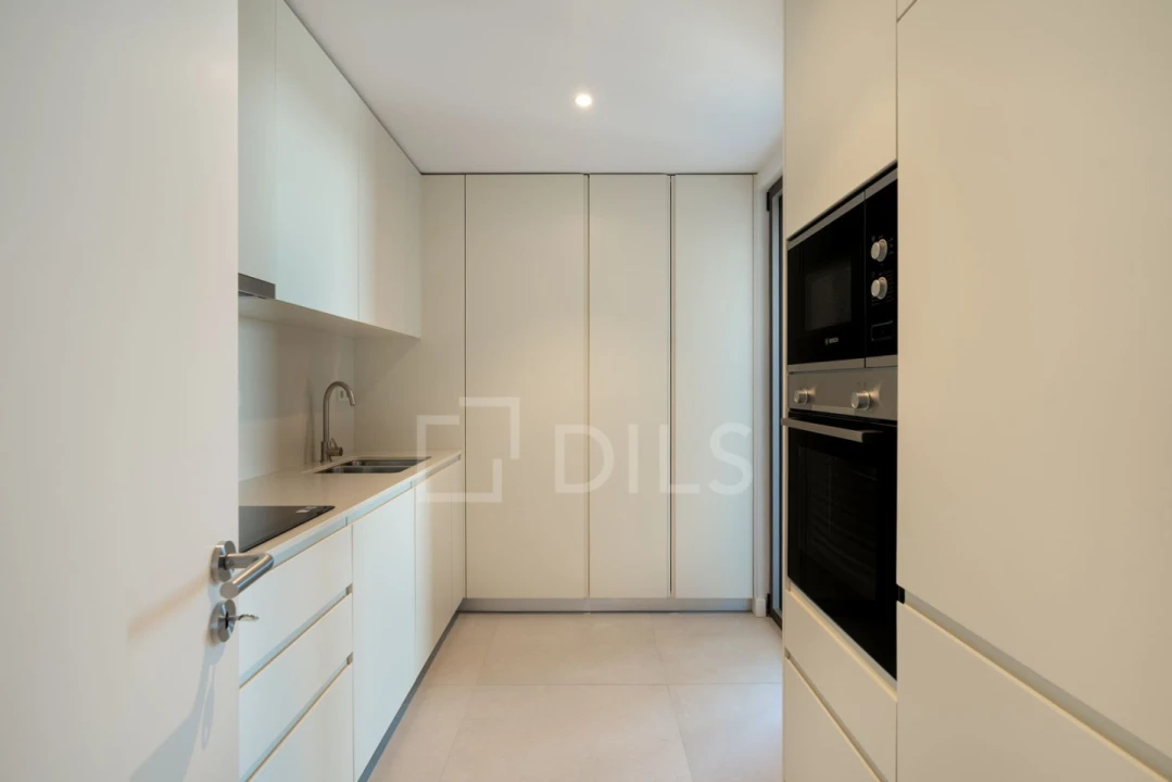 Apartamento T2 para Venda em Queluz e Belas Foto 4