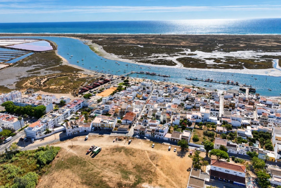 Moradia T2 para Venda em Santa Luzia Foto 9
