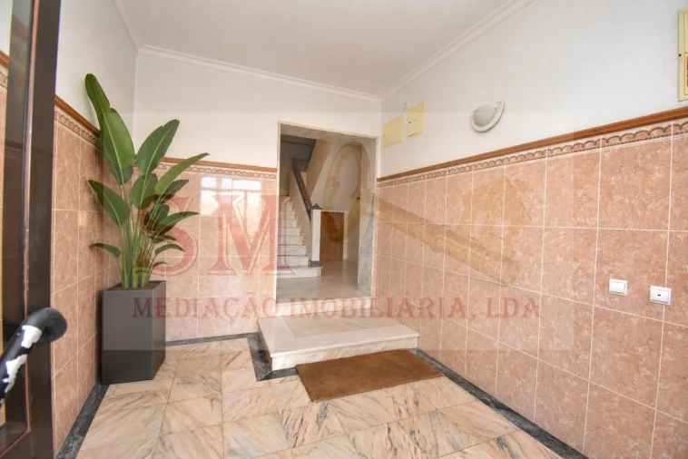 Apartamento T2 para Venda em Seixal, Arrentela e Aldeia de Paio Pires Foto 32