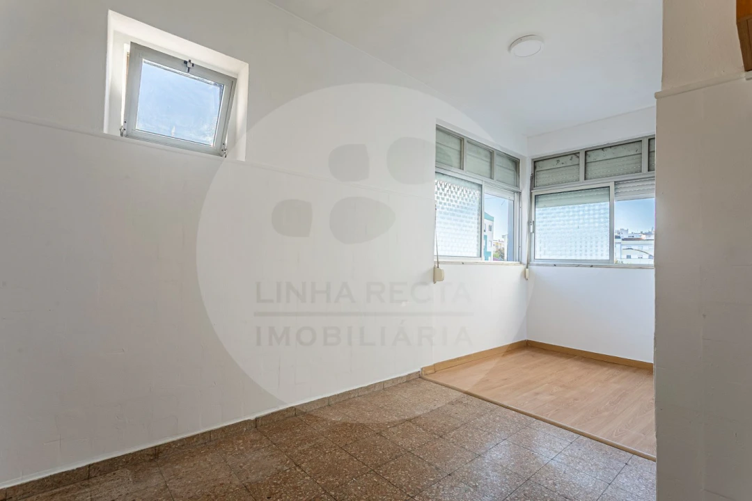 Apartamento T2 para Venda em Setubal (São Sebastião) Foto 9