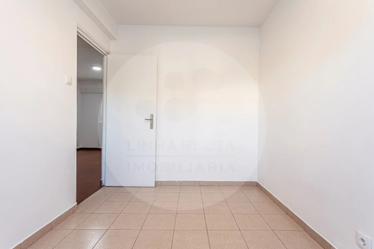 Apartamento T2 para Venda em Setubal (São Sebastião) Foto 17