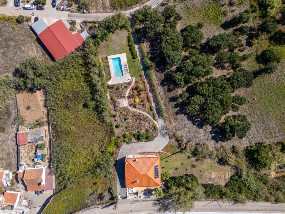 Moradia T4 para Venda em Santa Maria, São Pedro e Sobral da Lagoa Foto 62