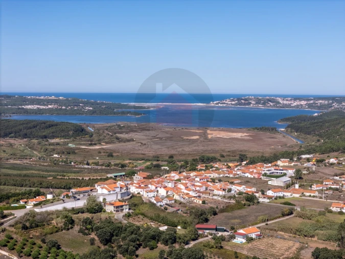 Moradia T4 para Venda em Santa Maria, São Pedro e Sobral da Lagoa Foto 59