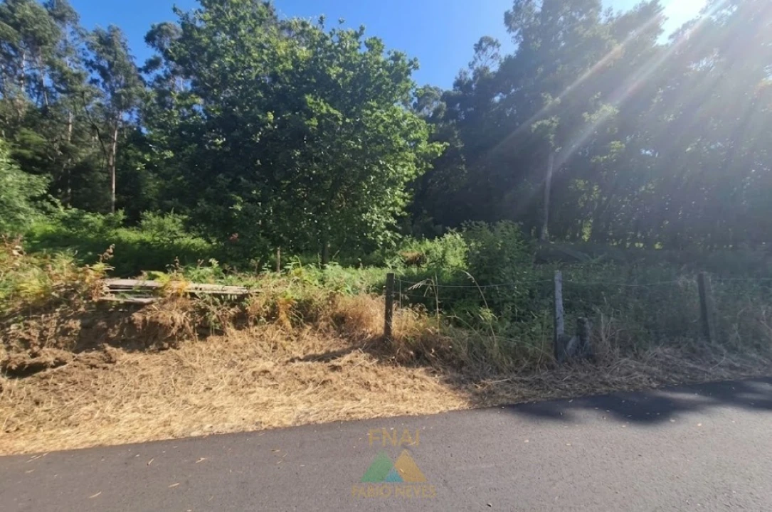 Terreno para Venda em Lanhelas Foto 2