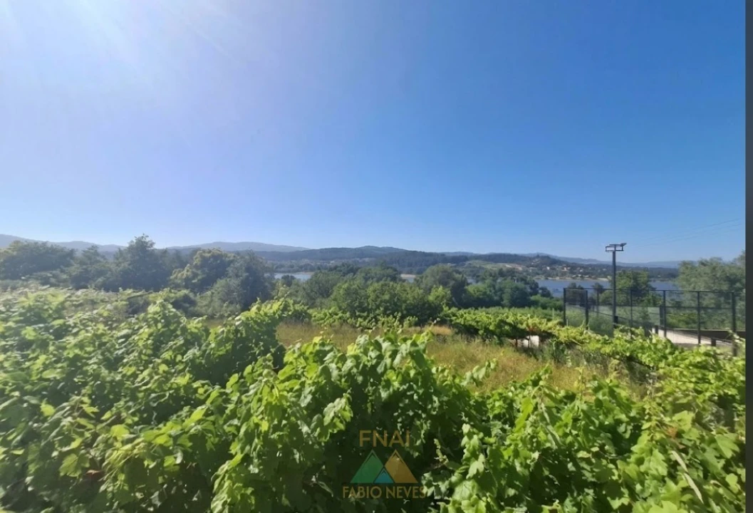 Terreno para Venda em Lanhelas Foto 3