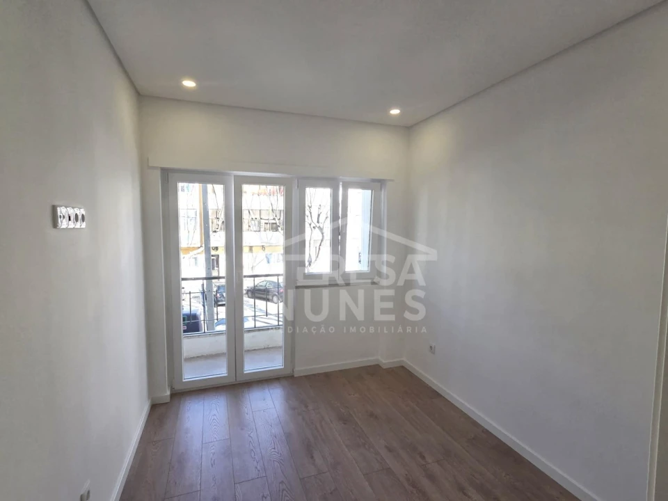 Apartamento T2 para Venda em Alto do Seixalinho, Santo André e Verderena Foto 13