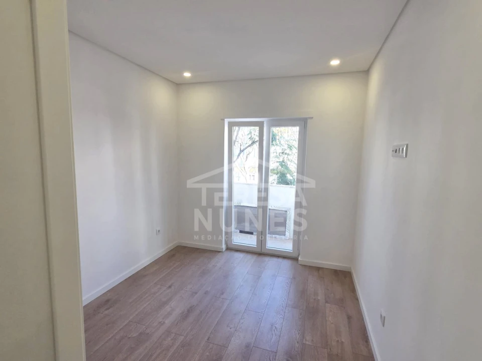 Apartamento T2 para Venda em Alto do Seixalinho, Santo André e Verderena Foto 14