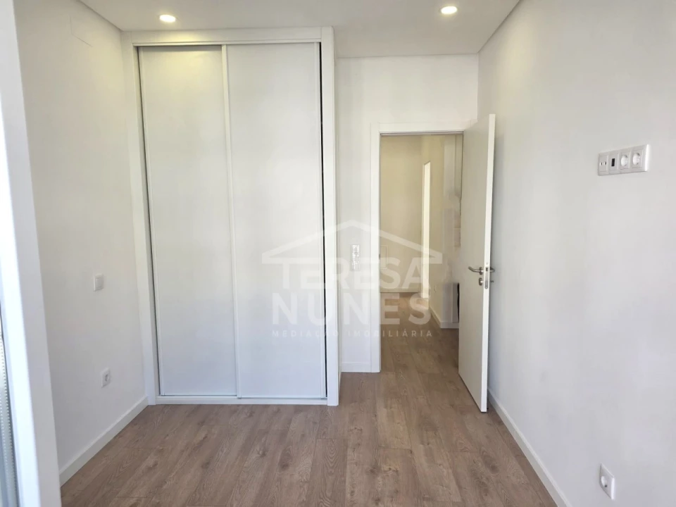 Apartamento T2 para Venda em Alto do Seixalinho, Santo André e Verderena Foto 16