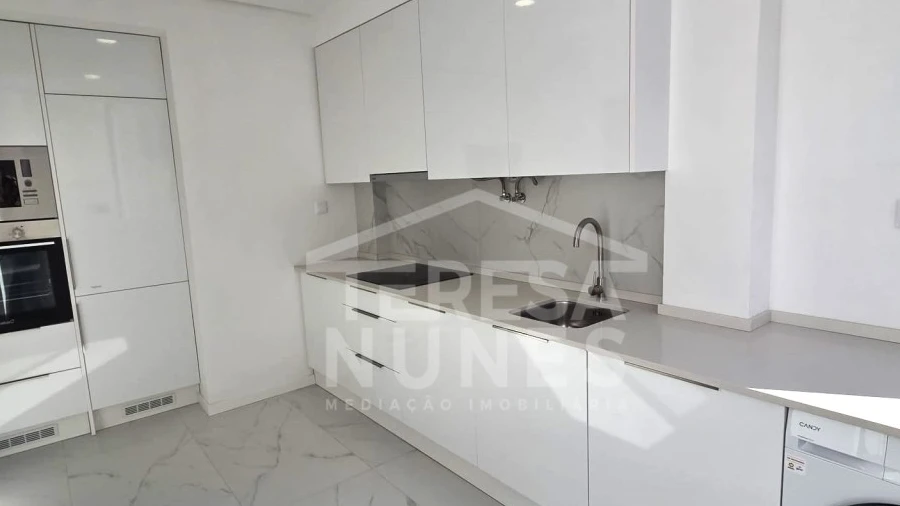 Apartamento T2 para Venda em Alto do Seixalinho, Santo André e Verderena
