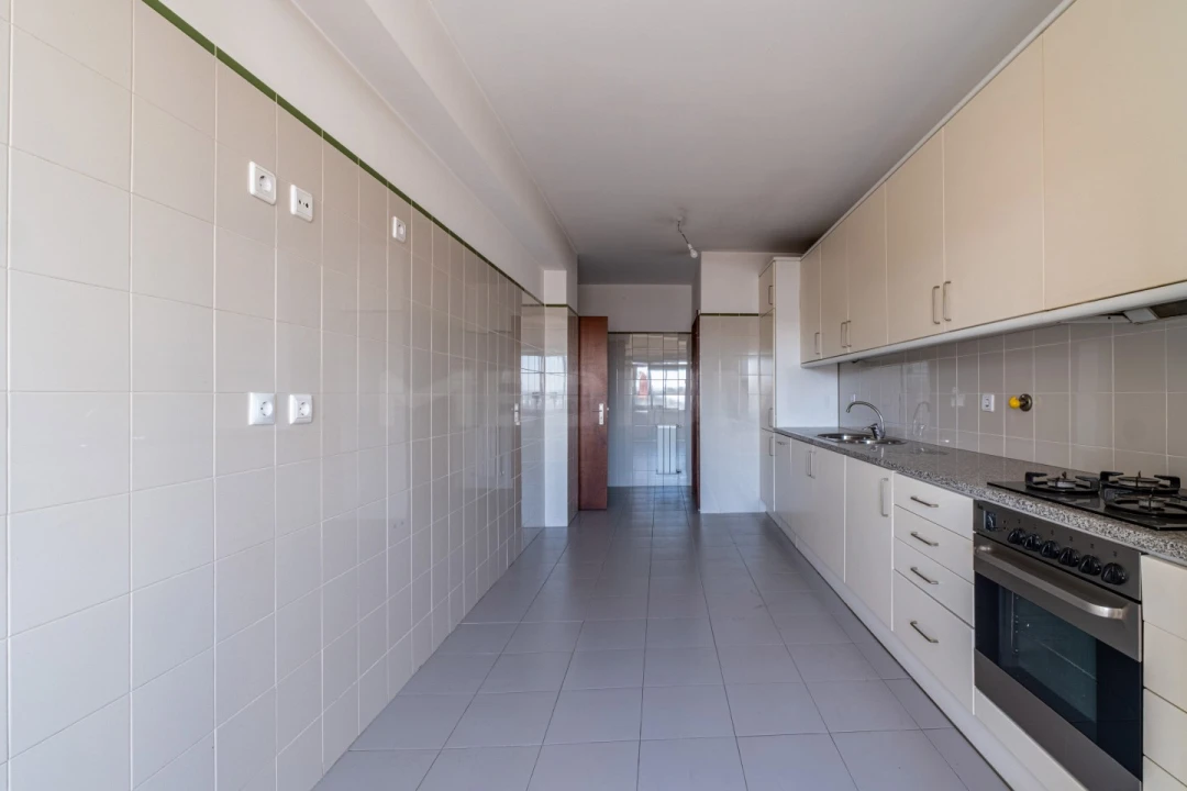 Apartamento T3 para Venda em Cidade da Maia Foto 9