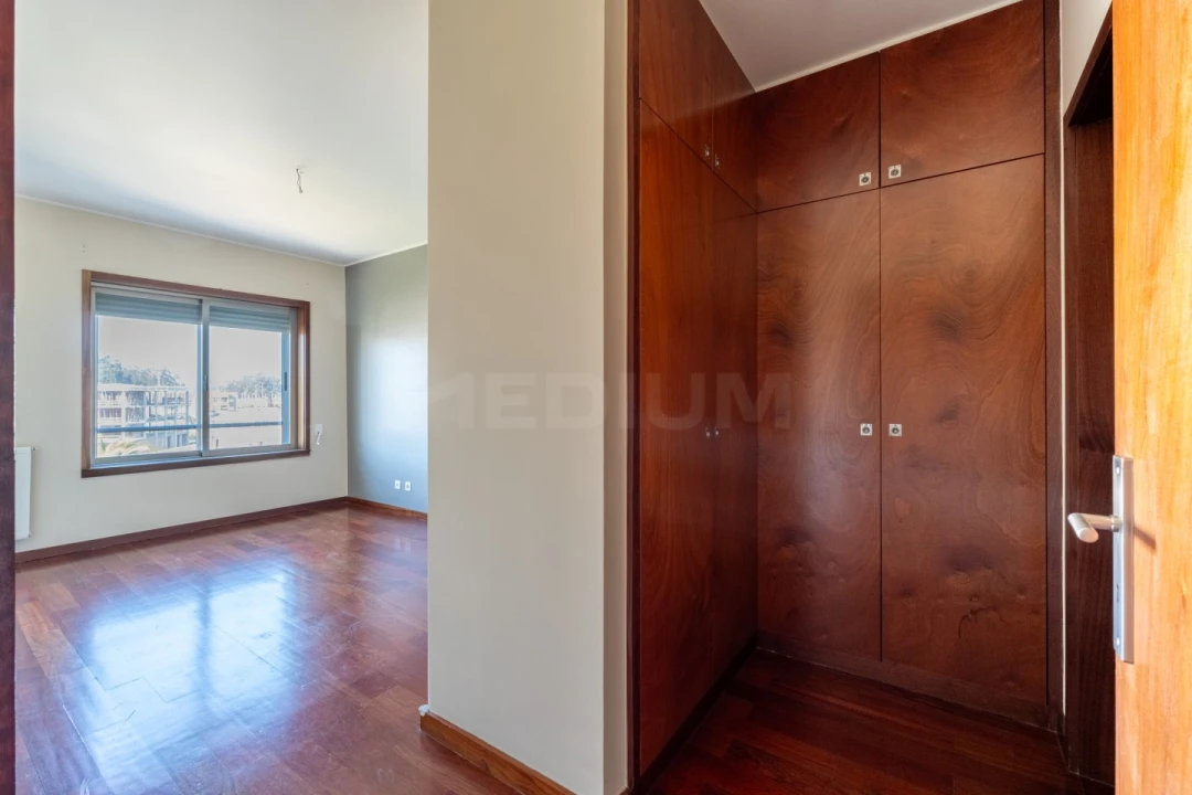 Apartamento T3 para Venda em Cidade da Maia Foto 14