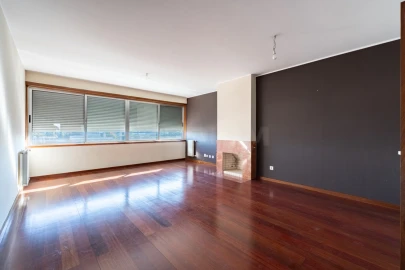 Apartamento T3 para Venda em Cidade da Maia