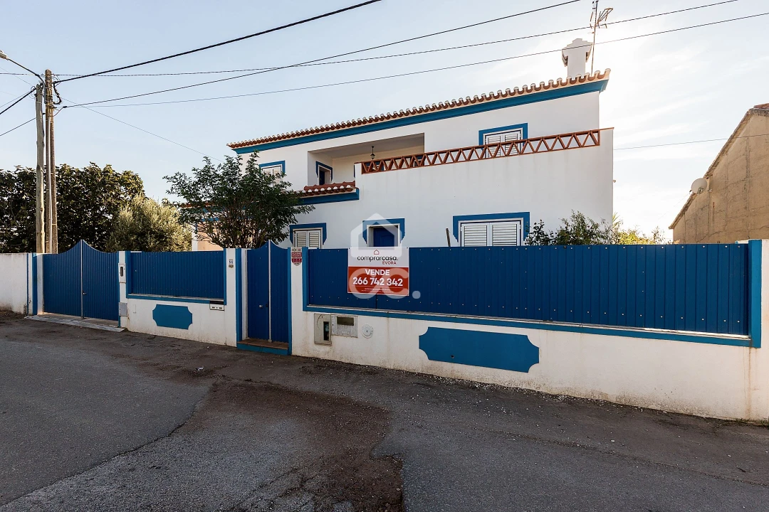 Moradia T4 para Venda em Rio de Moinhos Foto 40