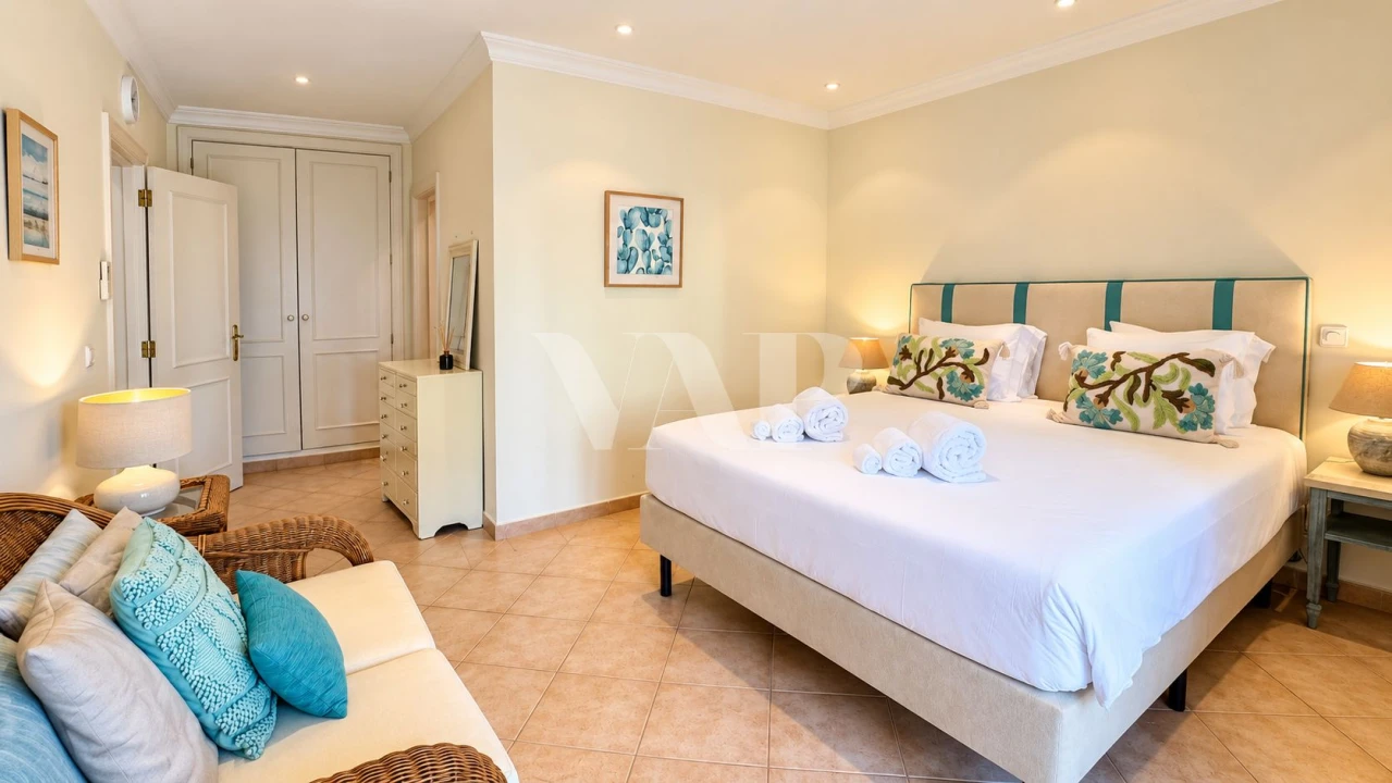 Apartamento T2 para Venda em Almancil Foto 13