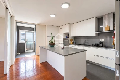 Apartamento T4 para Venda em Antas e Abade de Vermoim
