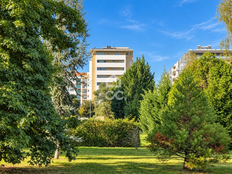 Apartamento T4 para Venda em Antas e Abade de Vermoim Foto 19