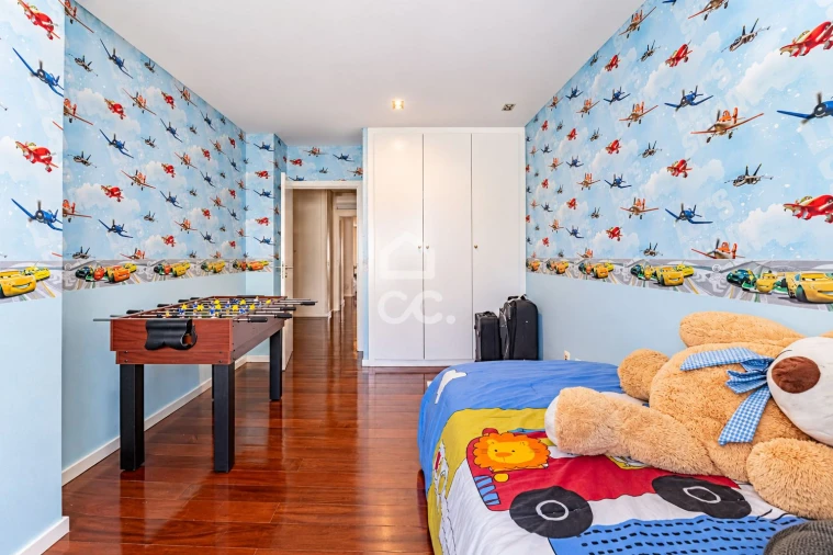Apartamento T4 para Venda em Antas e Abade de Vermoim Foto 7